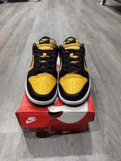 Nike Dunk Reverse Golden Rod