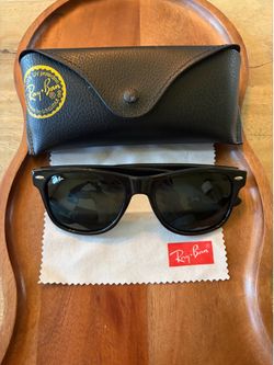 Rayban wayfarer sunglasses