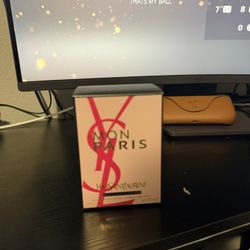 YSL PARIS INTENSÉMENT