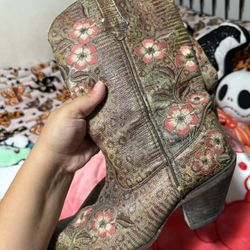 Durango Cowgirl Boots 