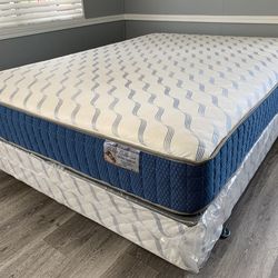 E.king size supreme orthopedic mattress and boxspring