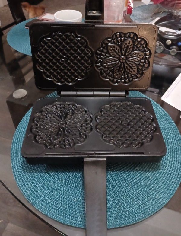 PIZZELLE MAKER ITALIAN MADE VILLA WARE
