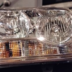 2005-2007 Chrysler 300 Headlights 