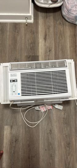 Black+Decker Window Air Conditioner