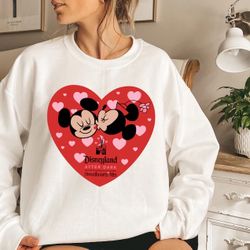 Sweethearts Nite Minnie & Mickey Crewneck Sweatshirt Unisex