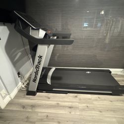 Treadmill 