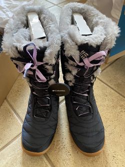 Brand New Columbia Omni-Heat, Size 4 Youth Winter Boots