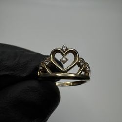 10k Gold Crown Ring 