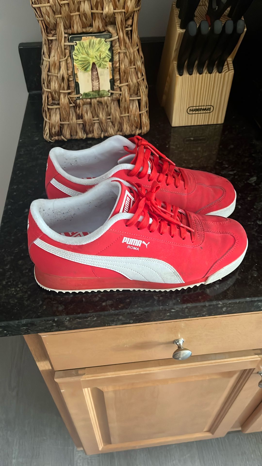 Size 8 1/2 Red And Whit Puma Roma