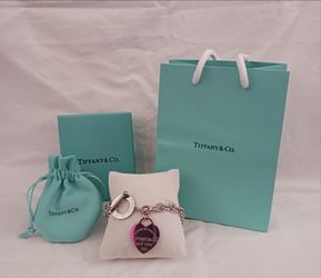 New Tiffany Heart Toggle Bracelet