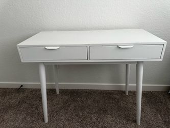 White Wood Desk