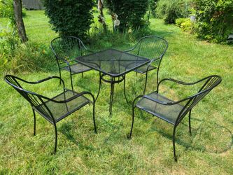 5 piece Wrought Iron Patio set