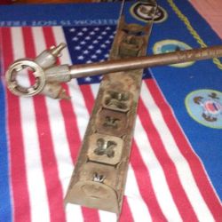 Pipe maker brand craftsman.