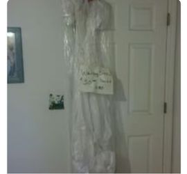 Wedding gown beautiful