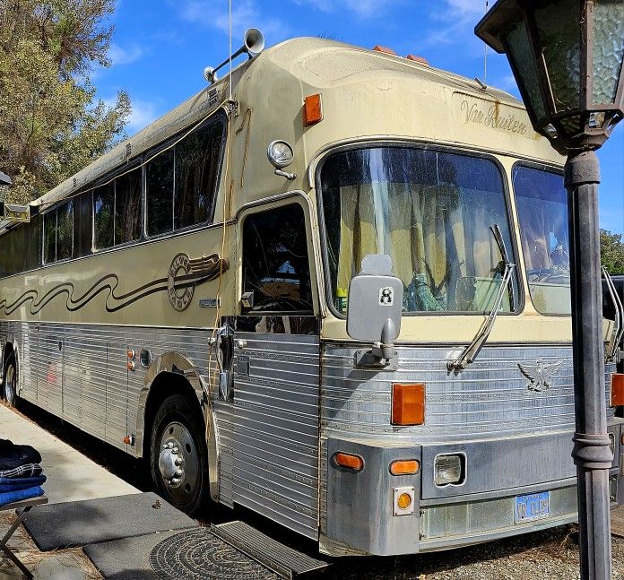 Silver Eagle Bus Conversion 01