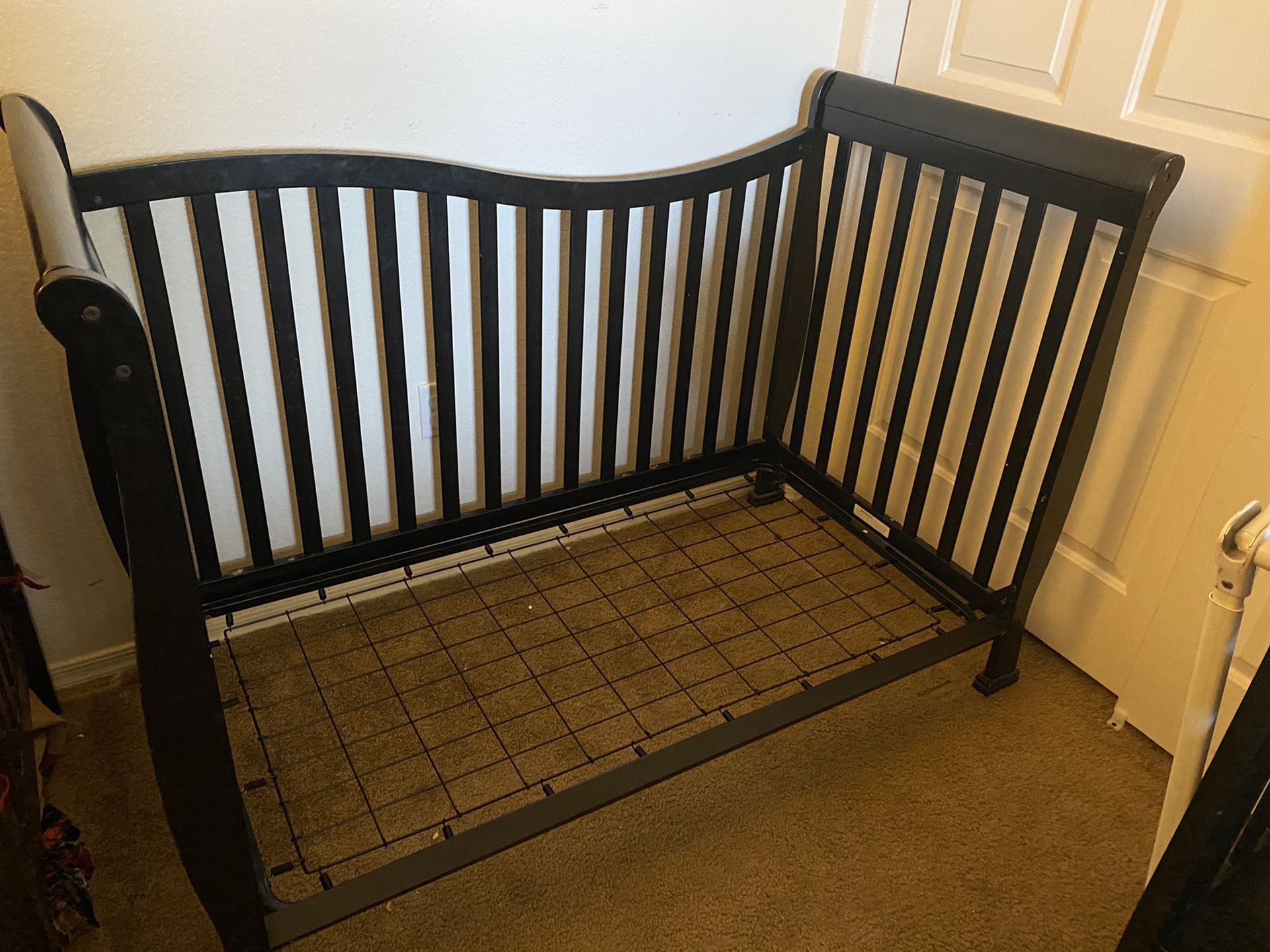 Crib and changing table.