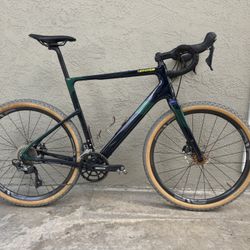Cannondale Topstone Gravel Bike With Enve Wheels