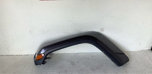 2018-2022 Jeep Wrangler left fender flare (10U)