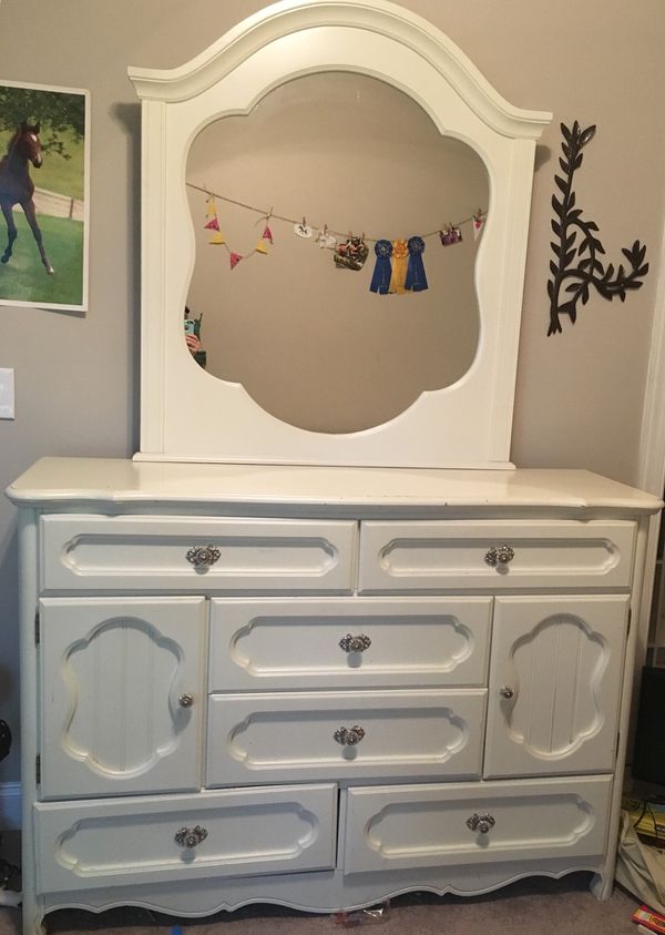 Rooms To Go White Dresser With Mirror For Sale In Summerville Sc