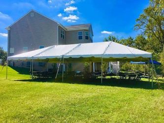 Tents r,e,n,t