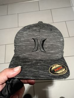 2   flex  fit  hats bundle  (brand new)