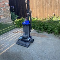 Vacuum Machine Tyson, DC 33