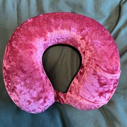 Neck pillow