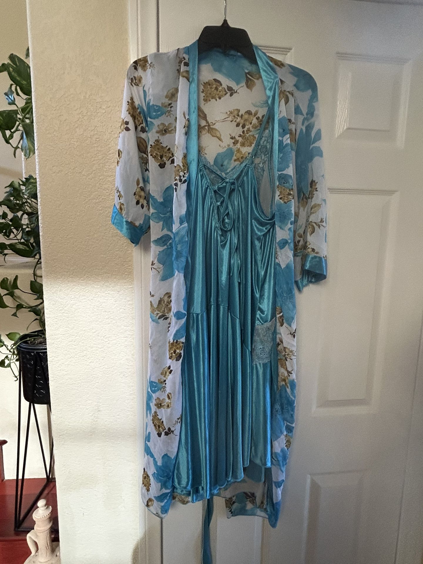 Sleepwear Size XL
