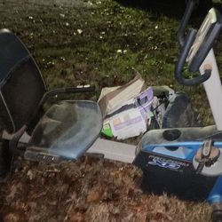 FREE: Older Recumbent Bike