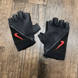 Nike Gloves 