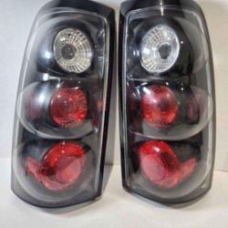 Chevy Silverado 2003-2006 Tail Lights 
