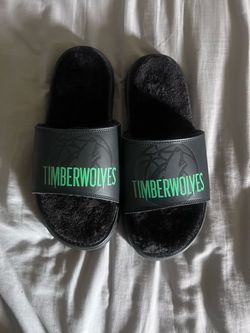 Timberwolves slippers