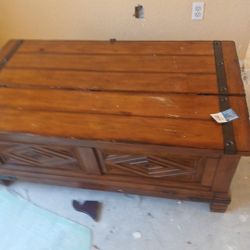Antique Chester Drawer 
