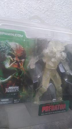 McFarlane collectors club exclusive Predator very rare untouched by hands