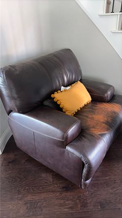 Leather Recliner Sofa