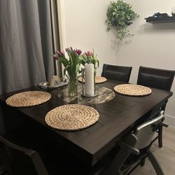 dining table for sell