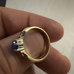 Gold Ladies Ring Size 8 