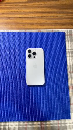 Iphone 15pro 128gb white color unlocked