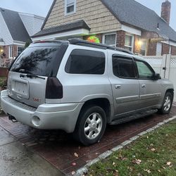 GMC Envoy XL SLT 