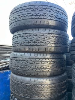 255/55/R20 marca CONTINENTAL las 4 llantas usadas instaladas y balanceadas