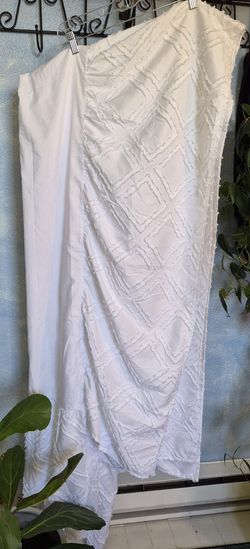 Queen White Bed Skirt Dust Ruffle