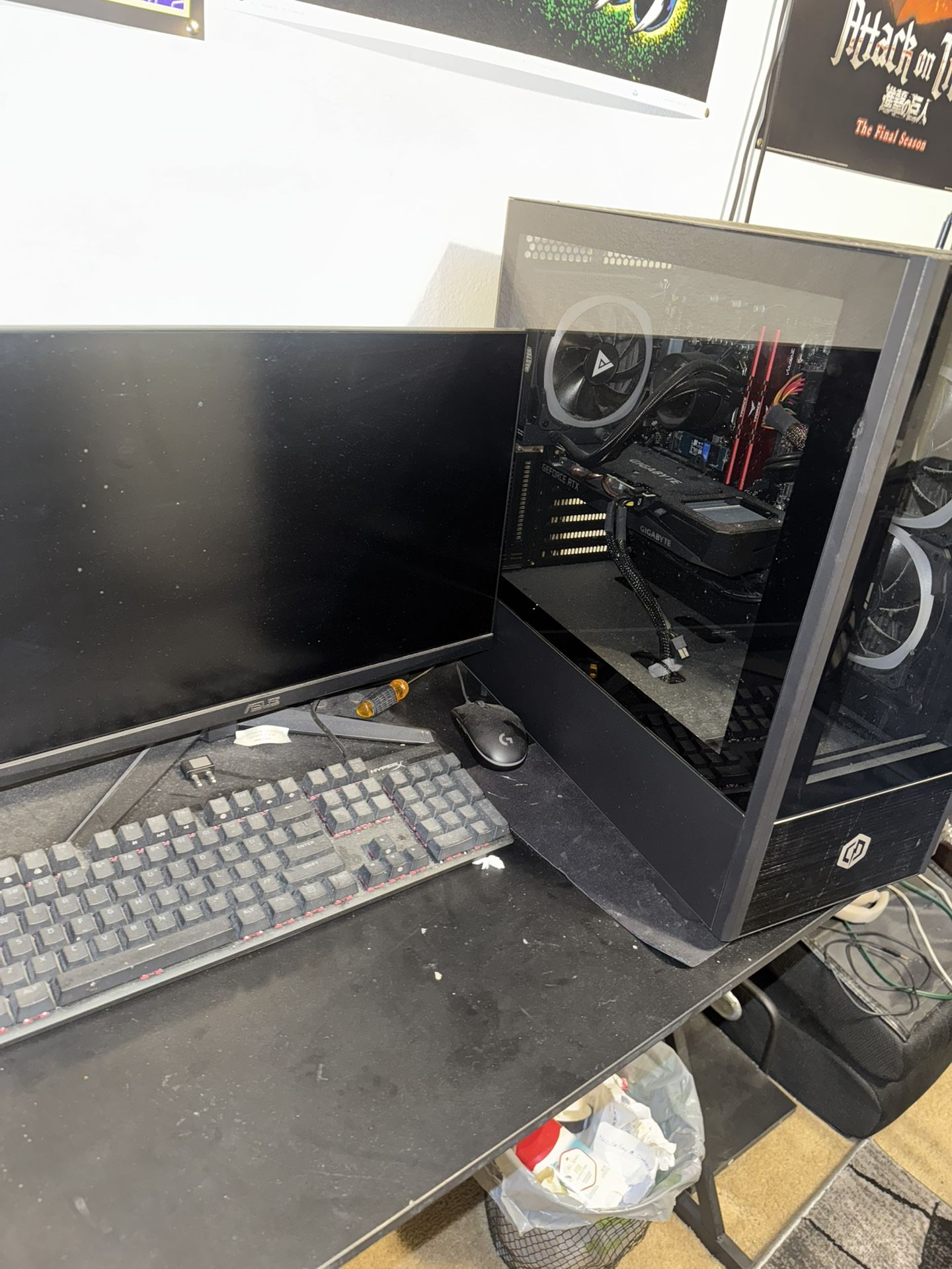 Gaming Pc With Monitor , Keyboard And Mouse