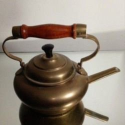 VINTAGE BRASS TEAPOT 7" / 24 OZ FL CAPACITY 