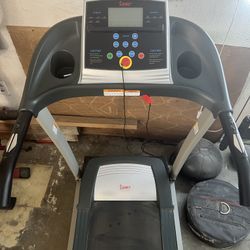 Treadmill 