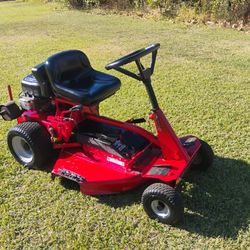 30"Cut snapper riding lawnmower runs cuts good 600 cash firm read full description before asking 