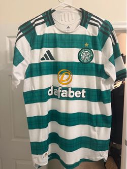 Authentic Celtic Home Jersey. Medium size
