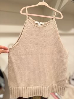 Banana Republic — Beige Knit Halter Crop Top