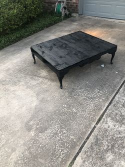 Custom pallet coffee table