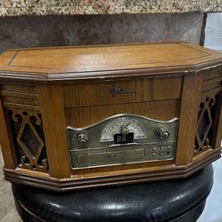 Emerson NR303TT Mini Stereo System Turntable CD Cassette AM/FM Radio