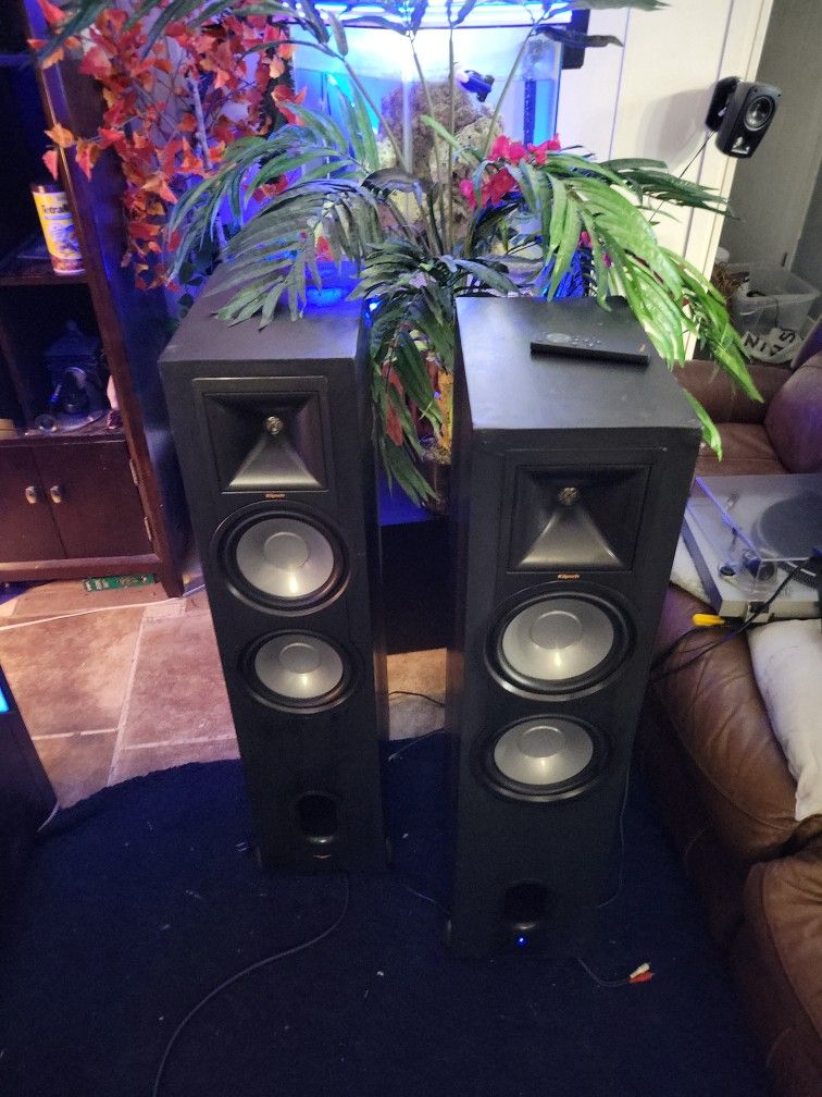Klipsch Reference 8" Sub With Horn Wireless 